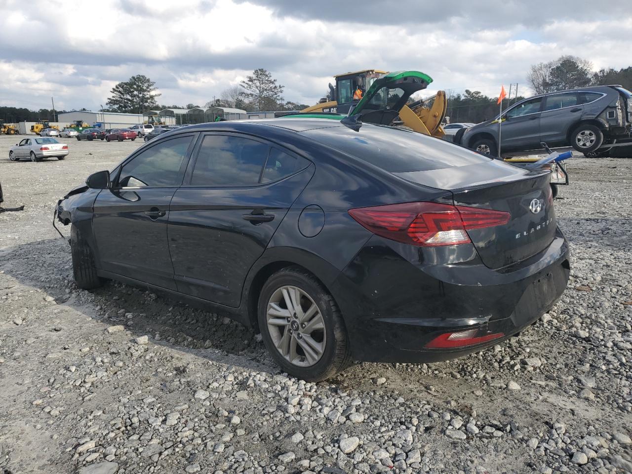 2020 Hyundai Elantra - Image 2