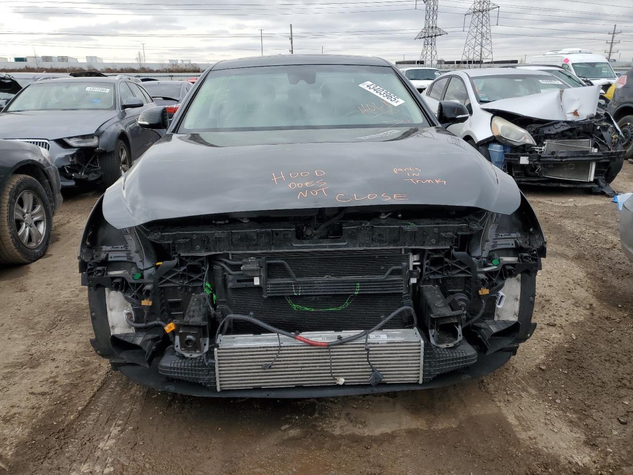 2017 Genesis G90 - Image 5