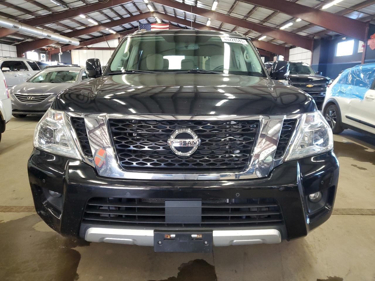 2018 Nissan Armada - Image 5