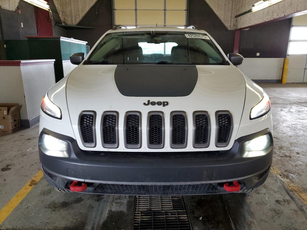 2017 Jeep Cherokee - Image 5