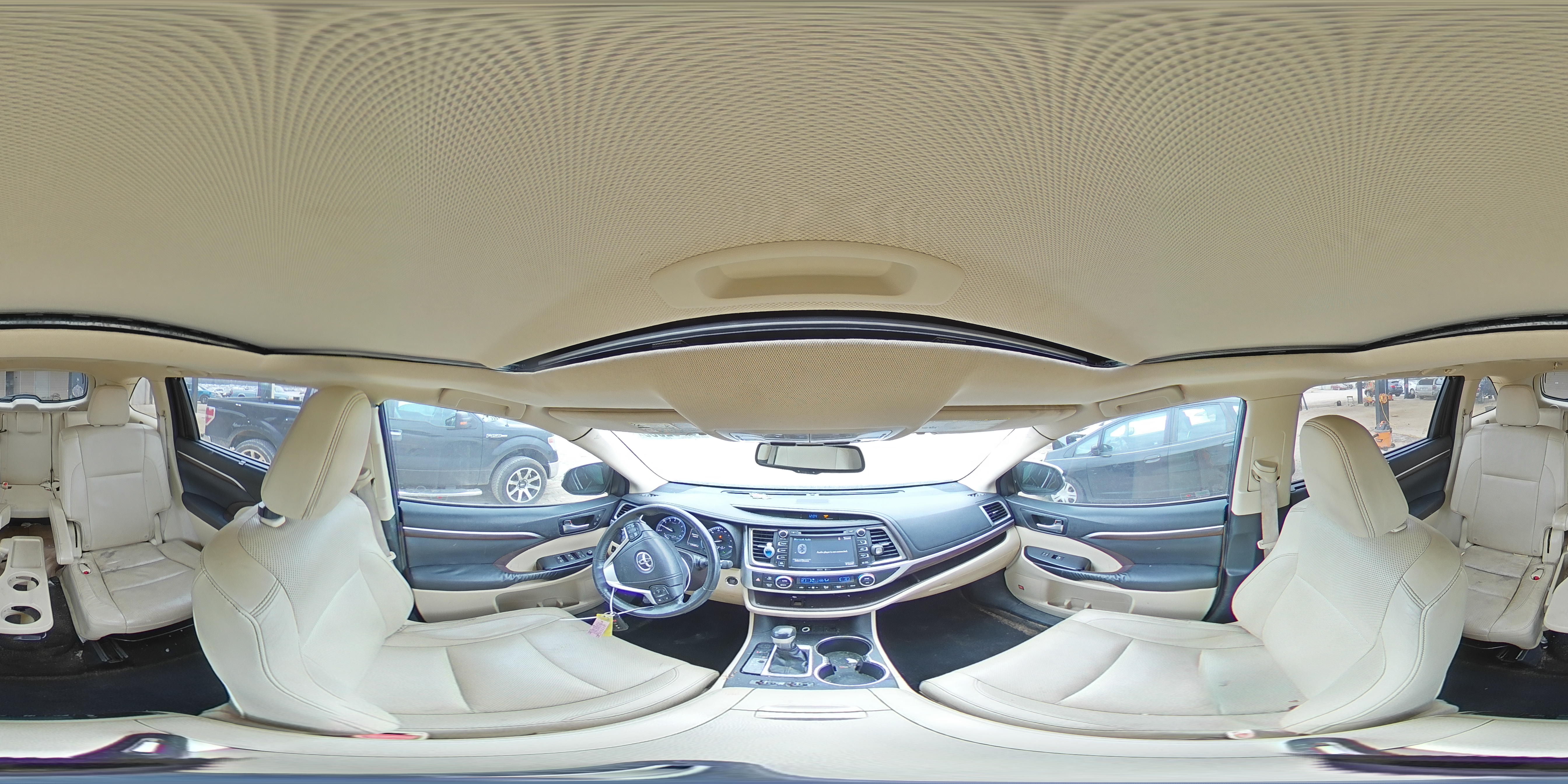 2015 Toyota Highlander - Image 15