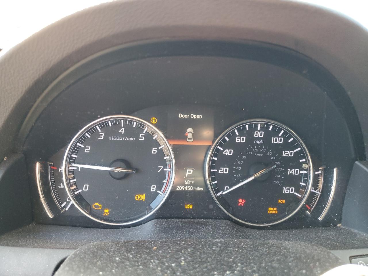 2014 Acura RLX - Image 9