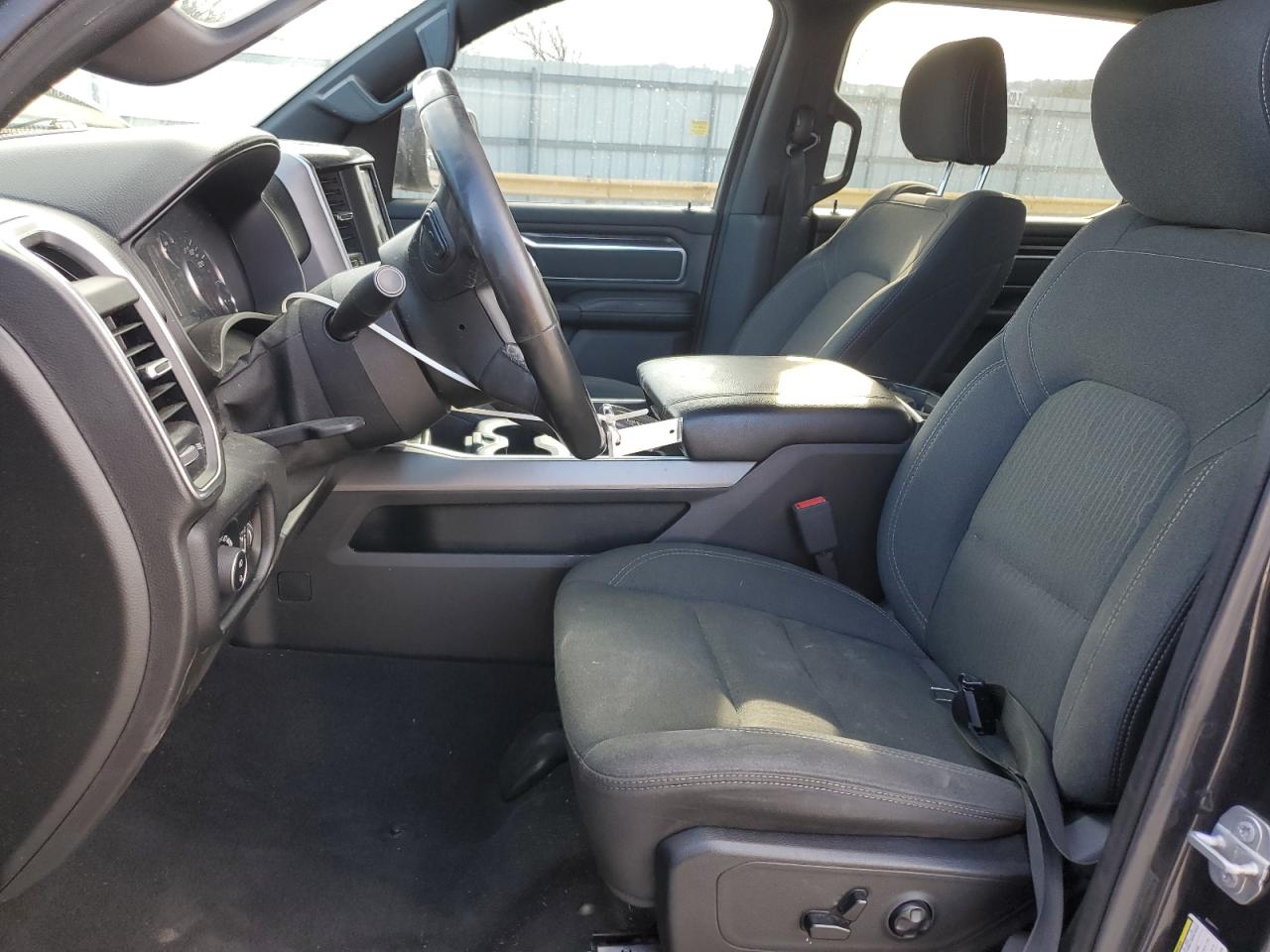 2019 RAM 1500 - Image 7