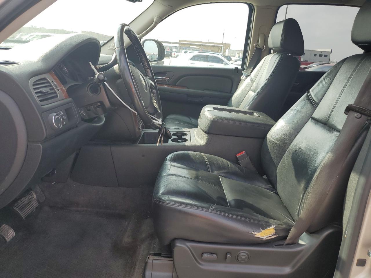 2008 Chevrolet Suburban C1500 Ls VIN: 1GNFC16028R257139 Lot: 42393525