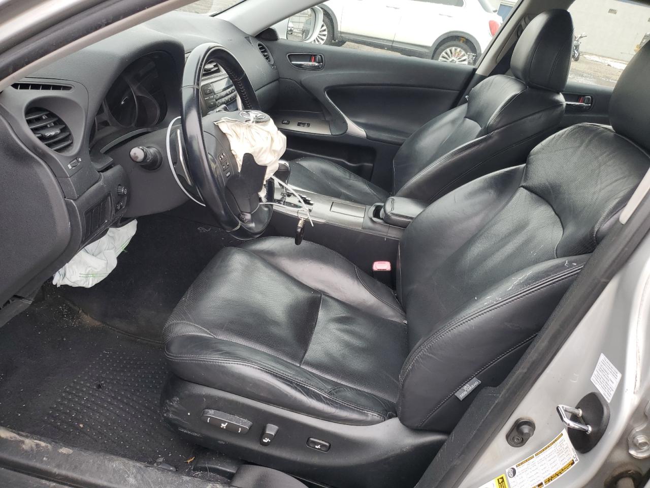 2007 Lexus IS - Image 7