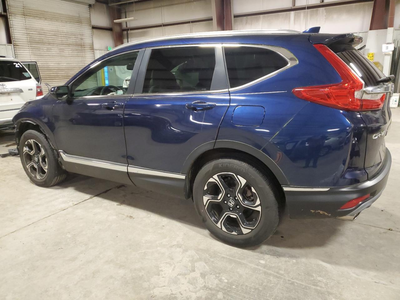 2018 Honda CR-V - Image 2