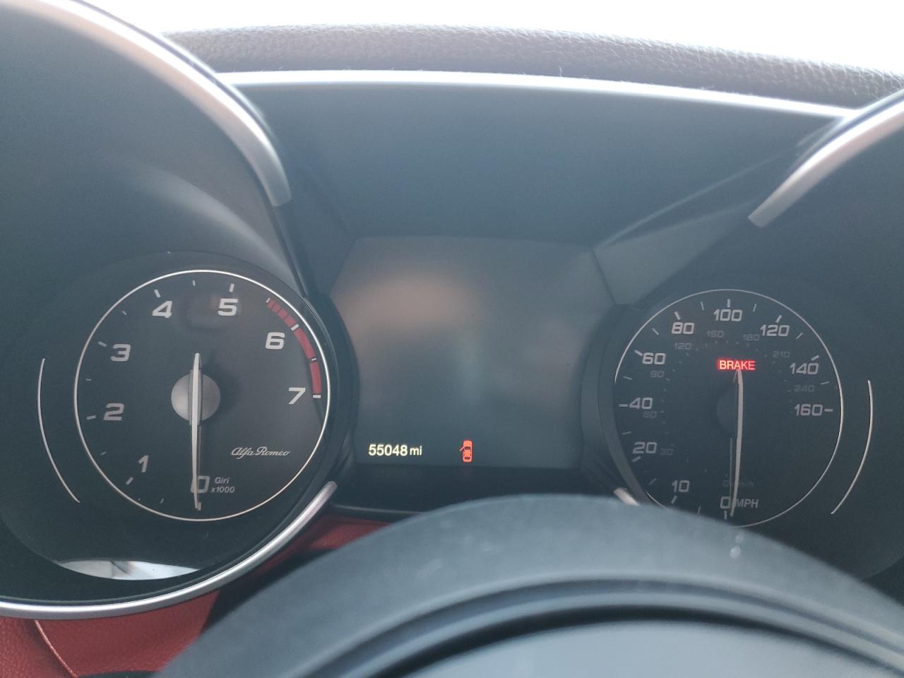 2020 Alfa Romeo Giulia - Image 9