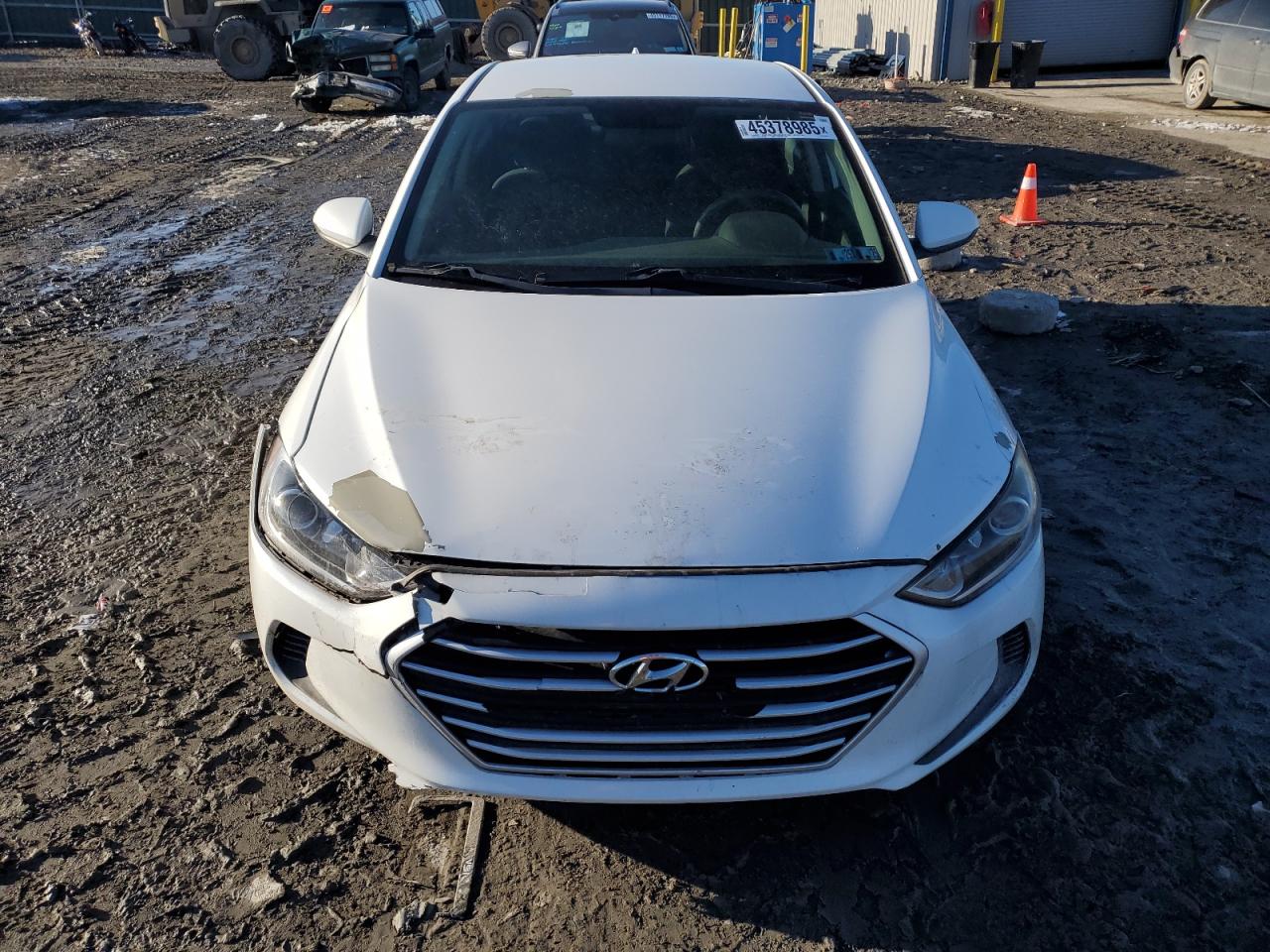 2018 Hyundai Elantra - Image 5