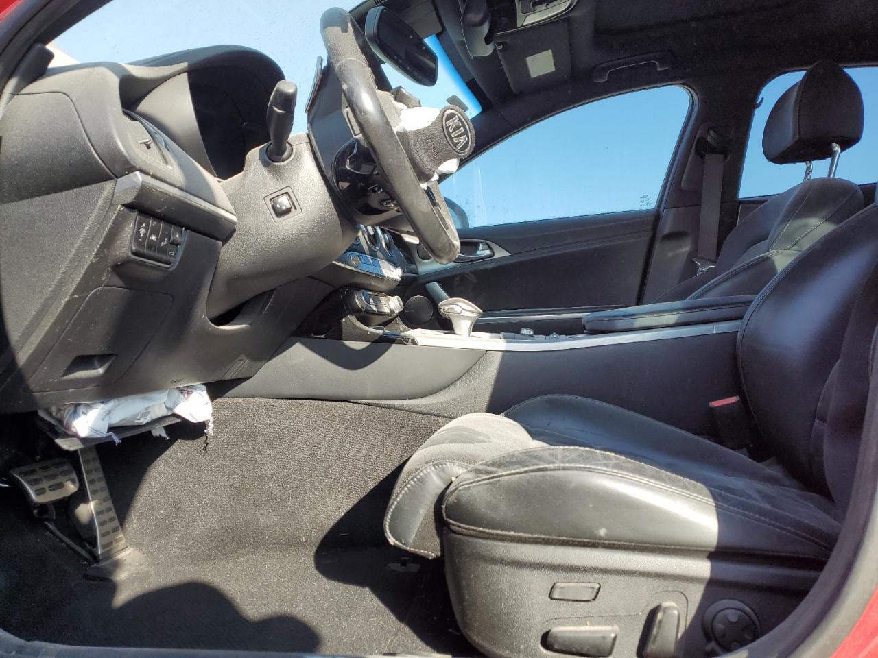 2018 Kia Stinger - Image 7
