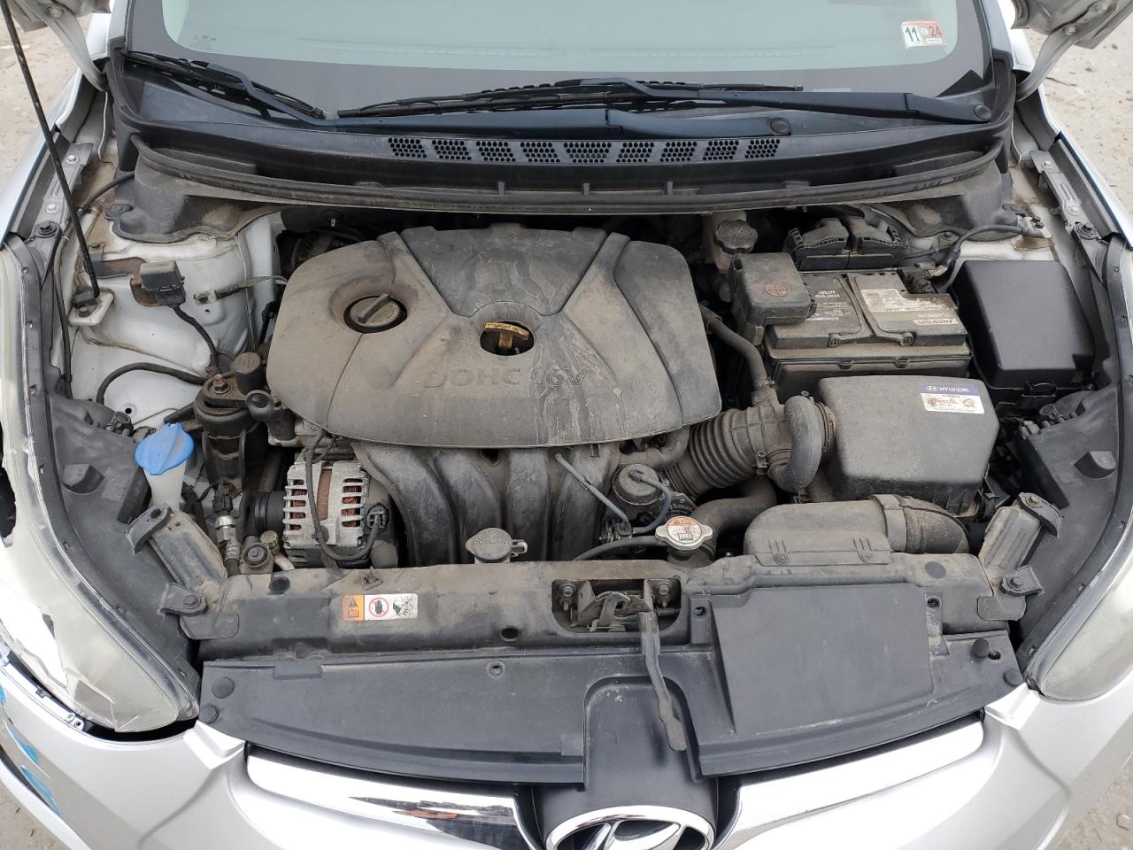 2014 Hyundai Elantra - Image 11