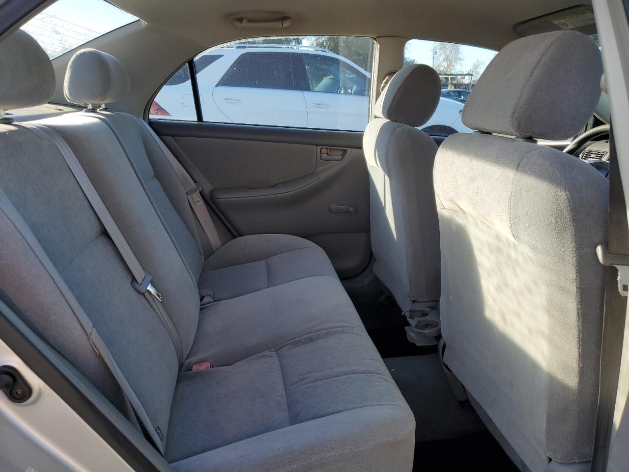 2004 Toyota Corolla - Image 10