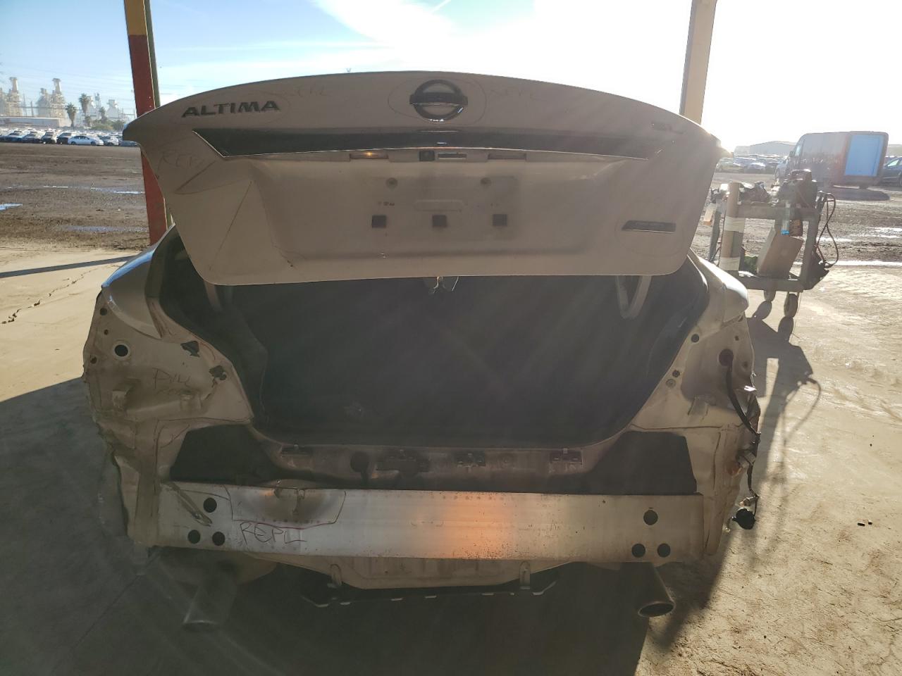 2013 Nissan Altima - Image 6