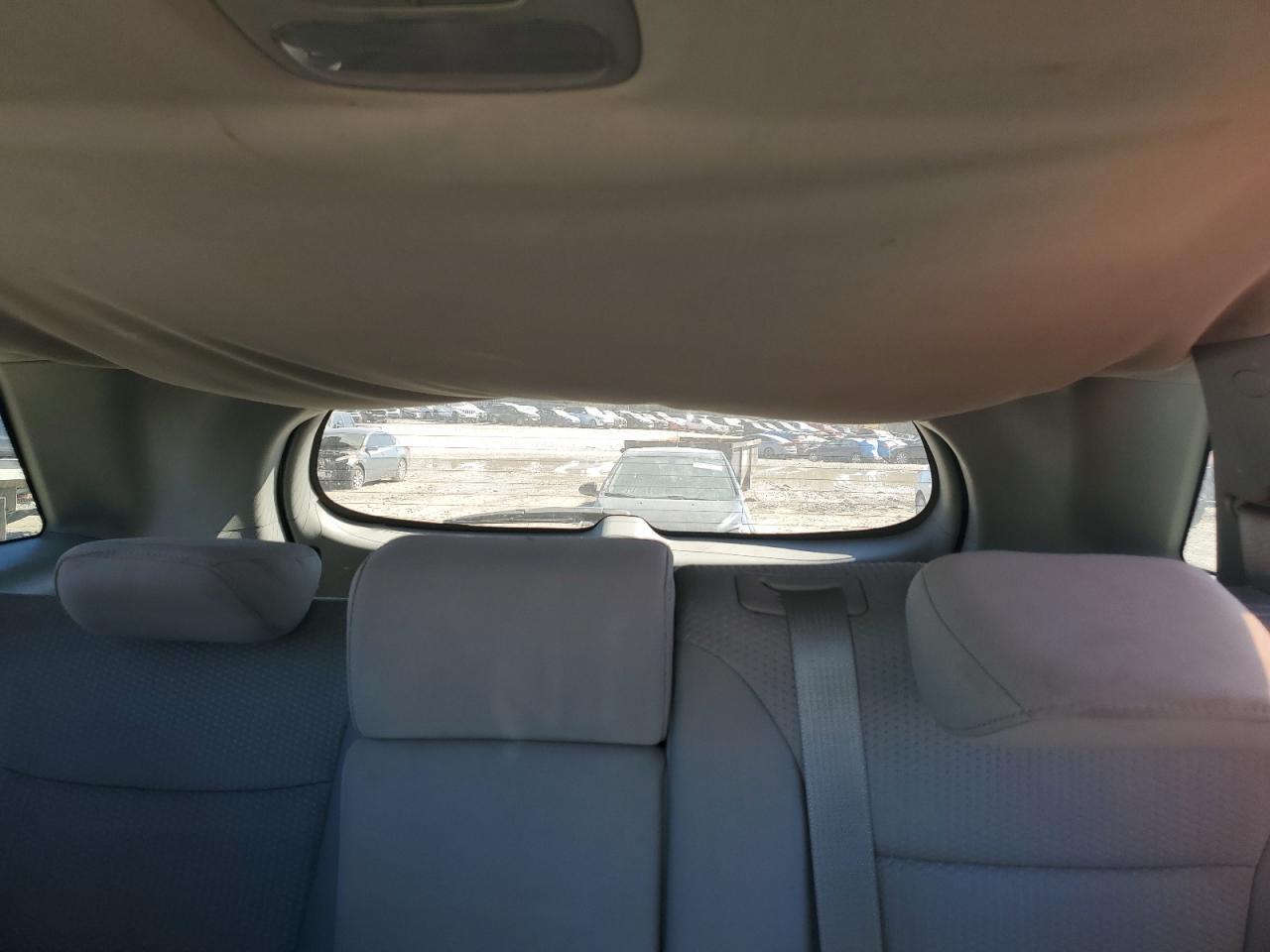 2011 Kia Sorento - Image 10