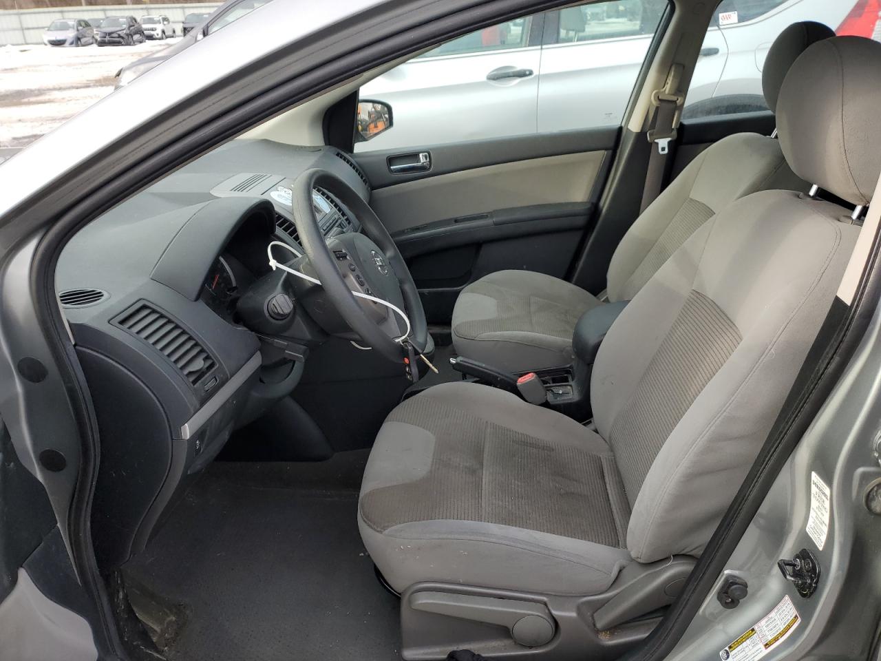 2012 Nissan Sentra - Image 7