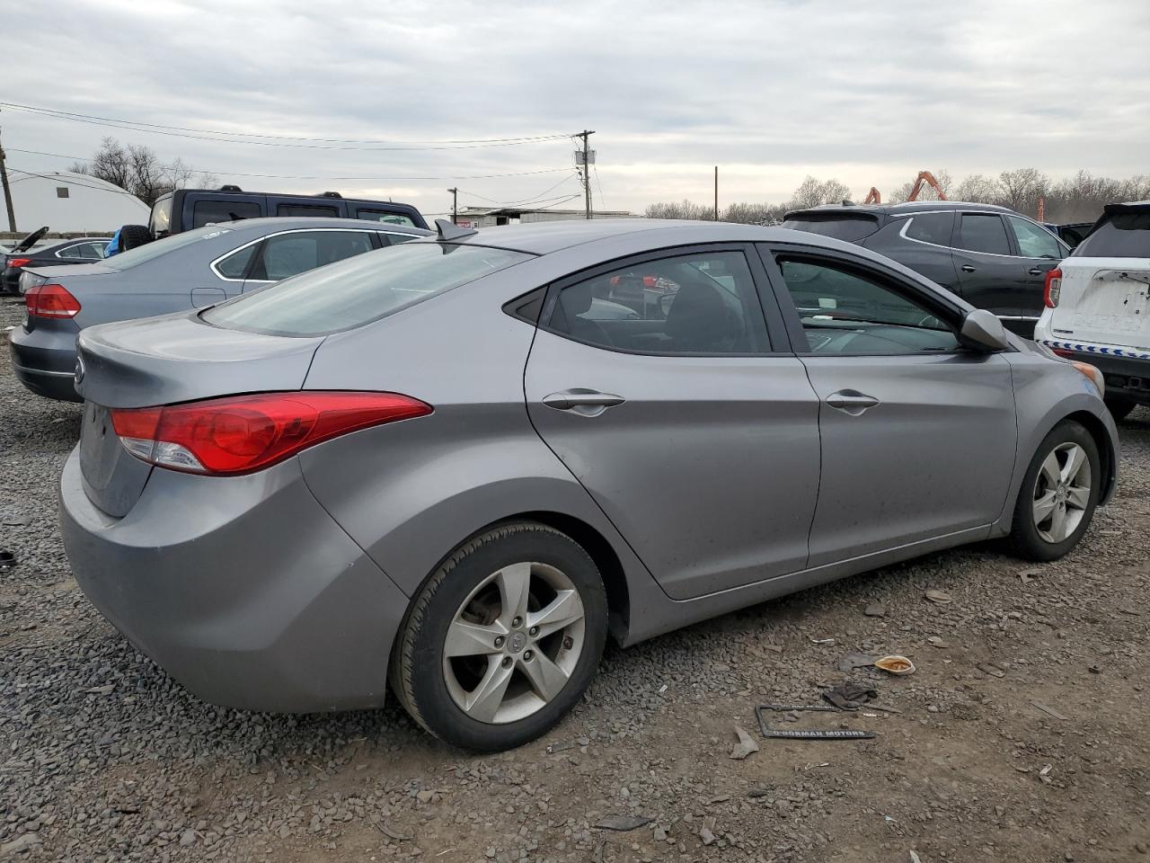 2012 Hyundai Elantra - Image 3
