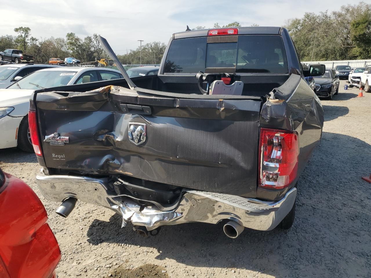 2014 RAM 1500 - Image 6