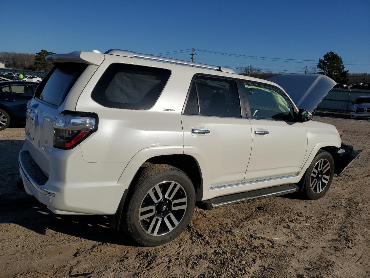 2016 Toyota 4Runner - Image 3