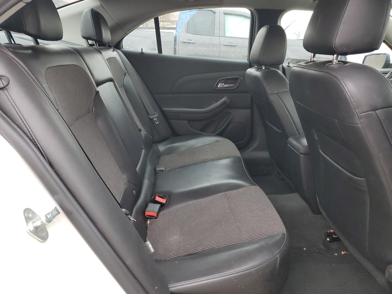 2014 Chevrolet Malibu - Image 11