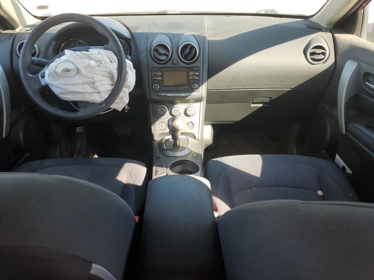 2014 Nissan Rogue - Image 8