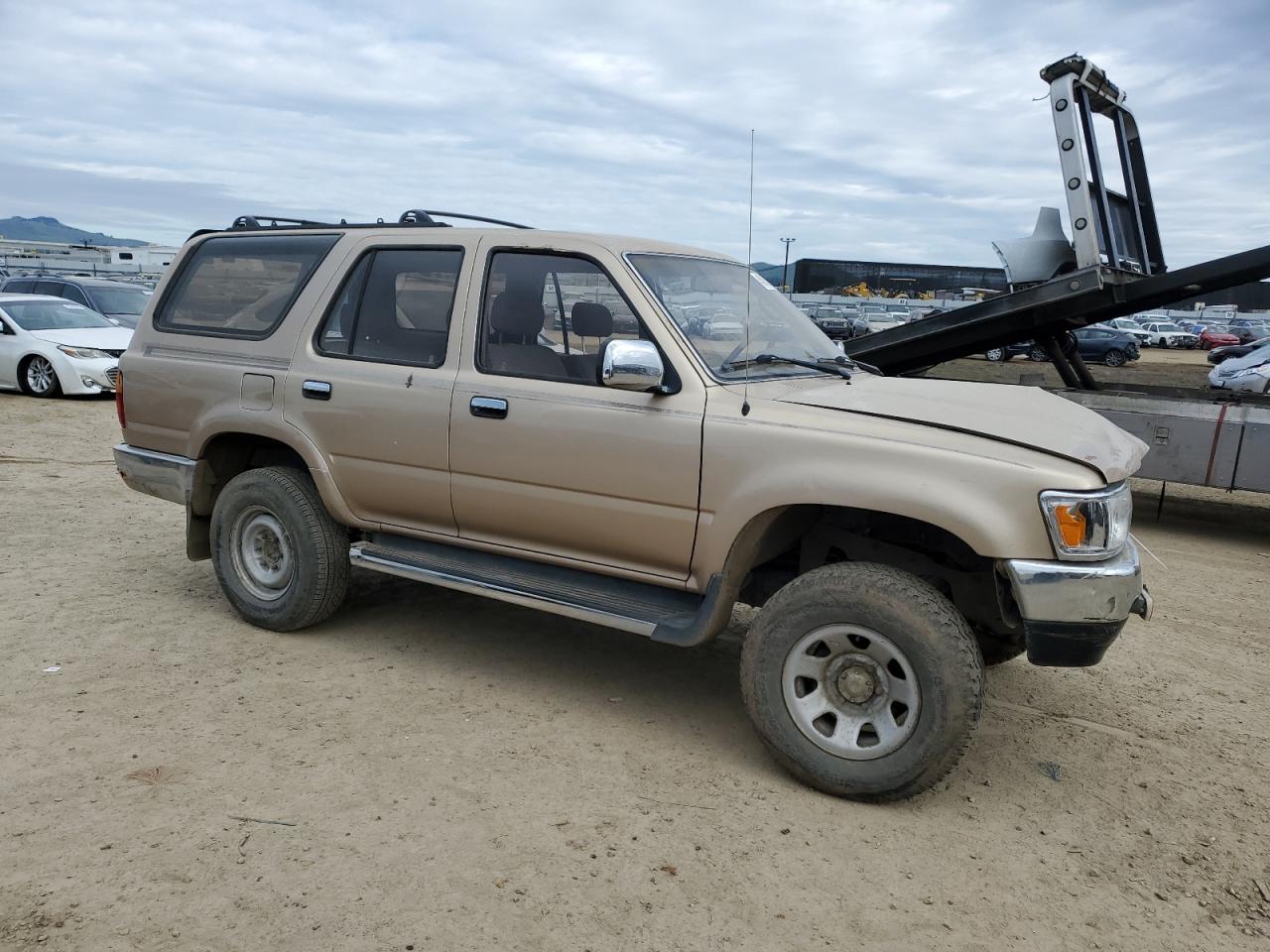 1995 Toyota 4Runner - Image 4
