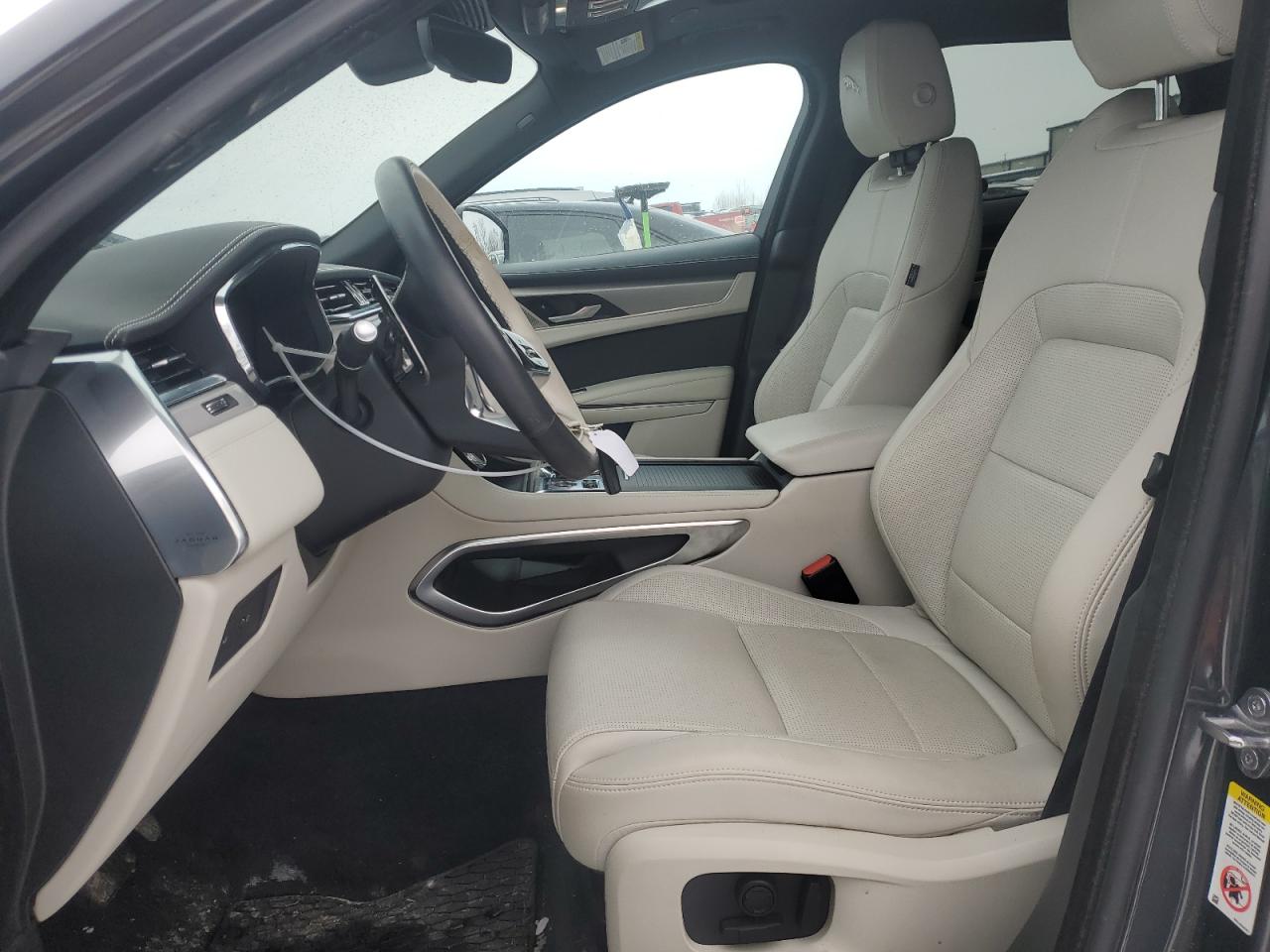 2024 Jaguar F-Pace - Image 7