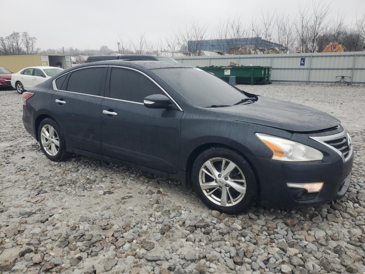 2015 Nissan Altima - Image 4