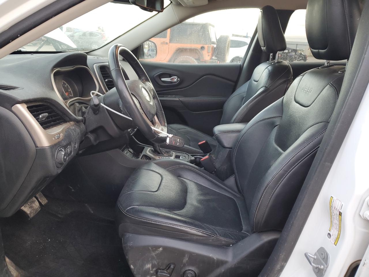 2015 Jeep Grand Cherokee - Image 7