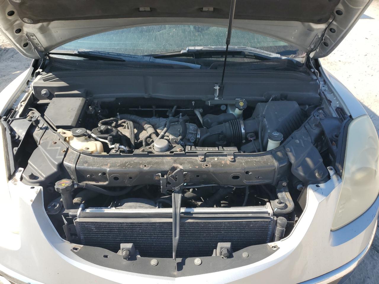 2009 Buick Enclave - Image 12