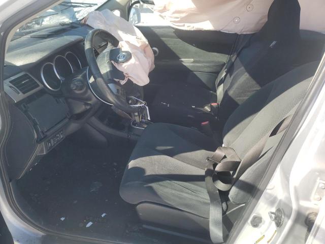 Хетчбеки NISSAN VERSA 2012 Сріблястий