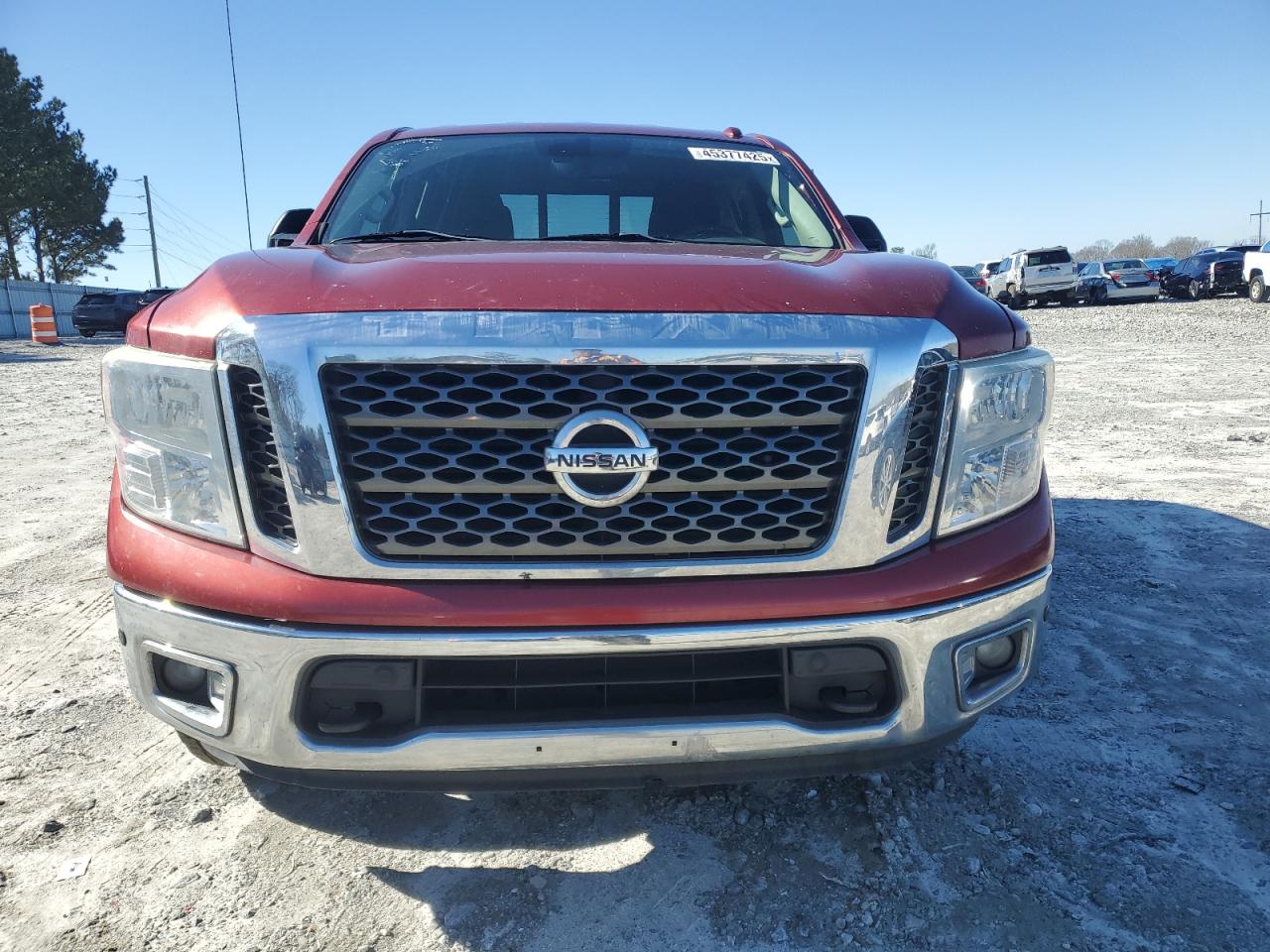 2017 Nissan Titan - Image 5