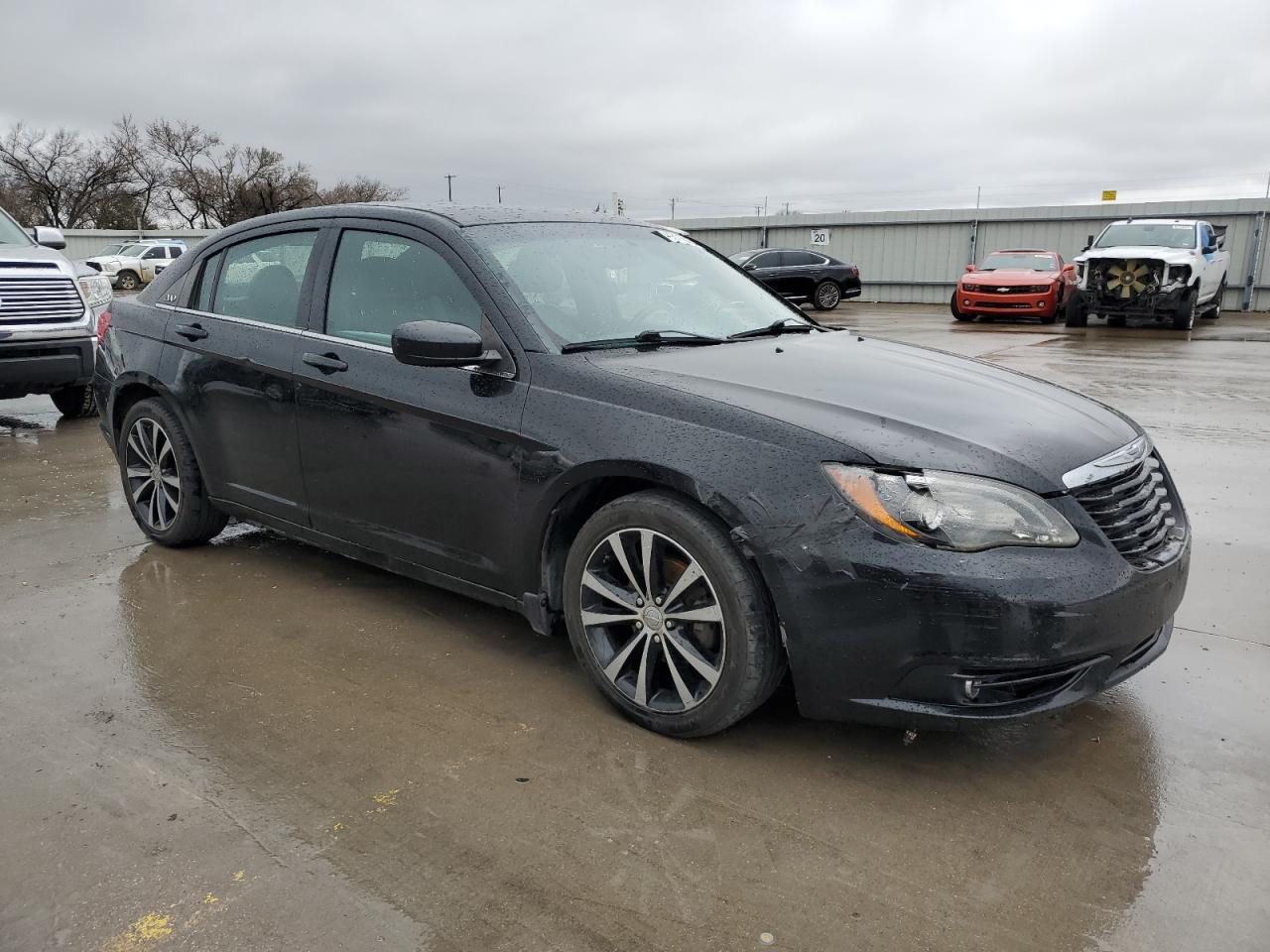 2012 Chrysler 200 - Image 4