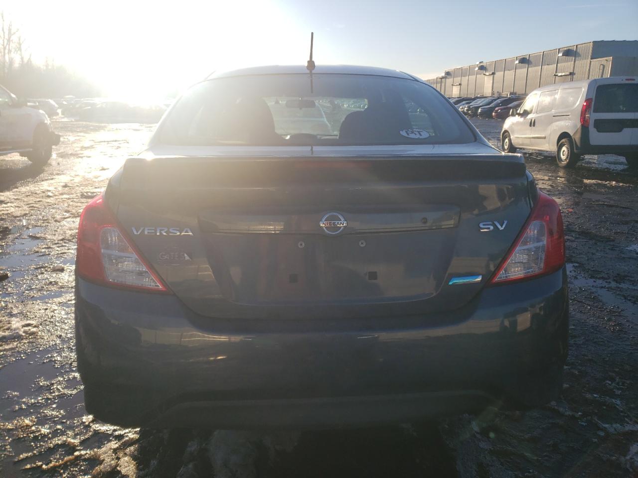 2015 Nissan Versa - Image 6