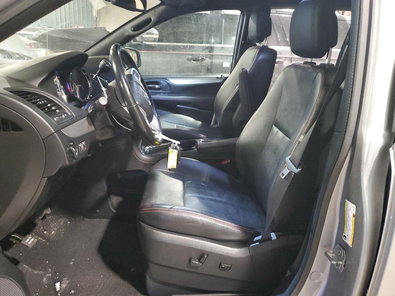 2019 Dodge Caravan - Image 7