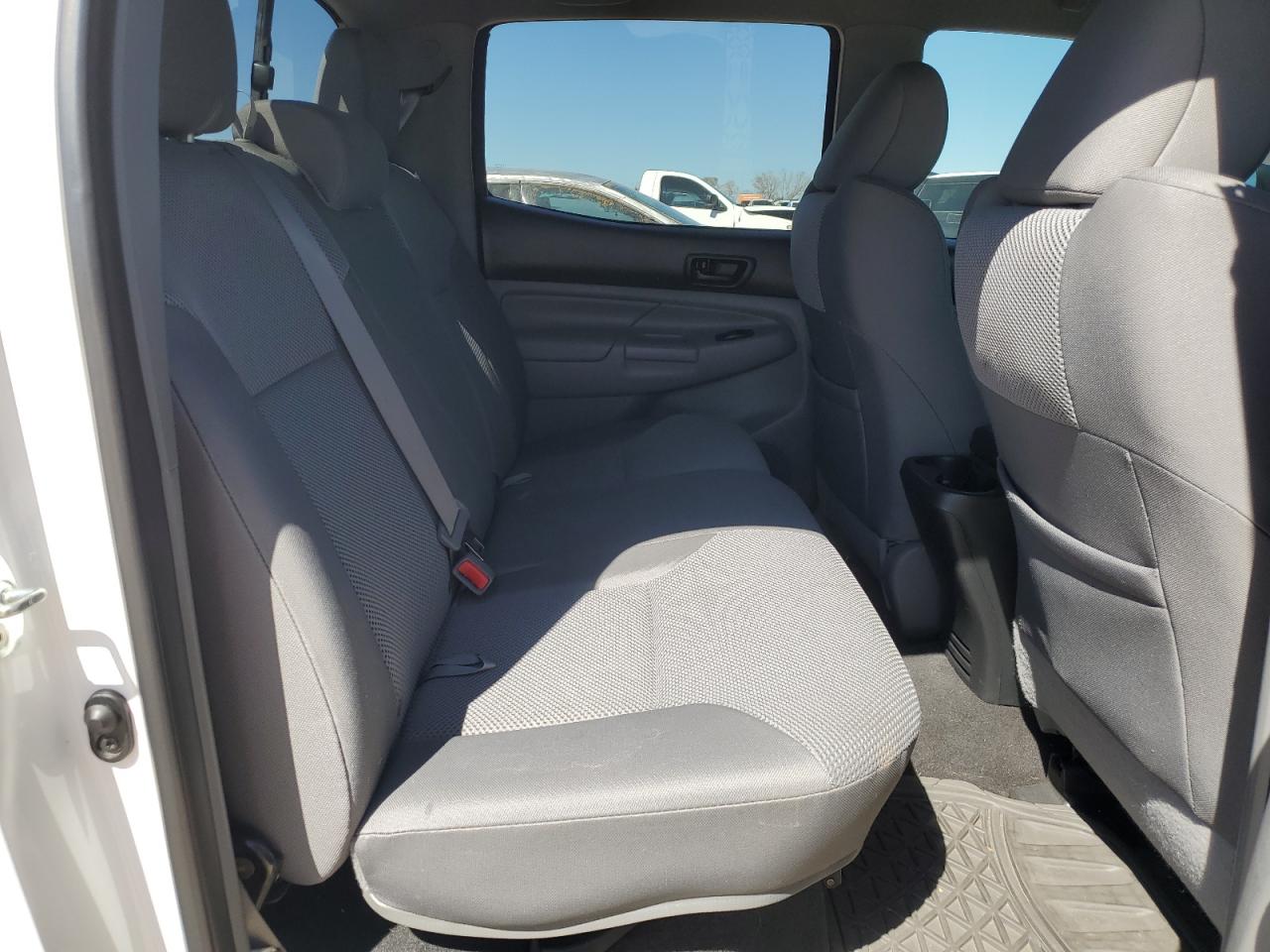 2012 Toyota Tacoma - Image 10