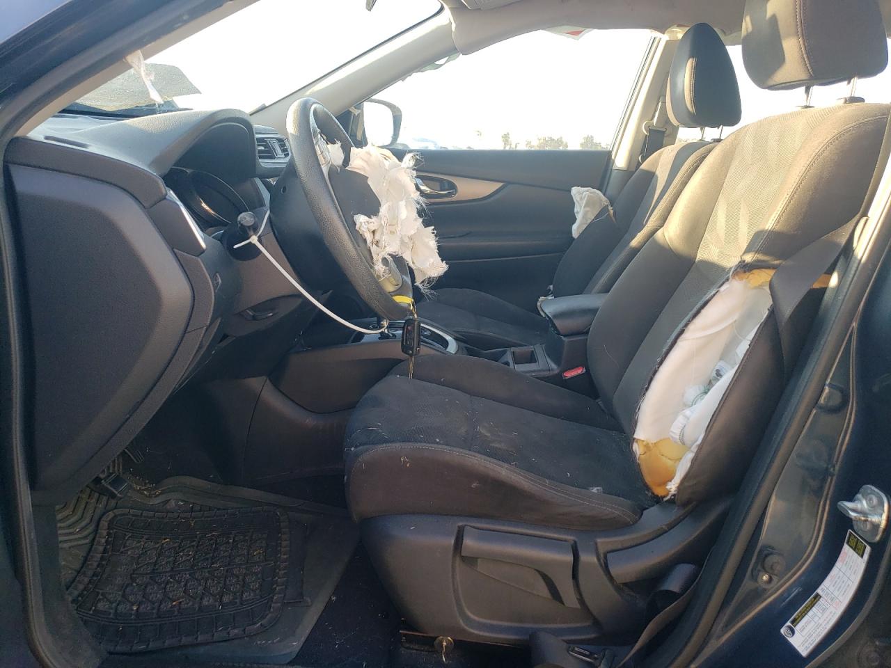 2015 Nissan Rogue - Image 7