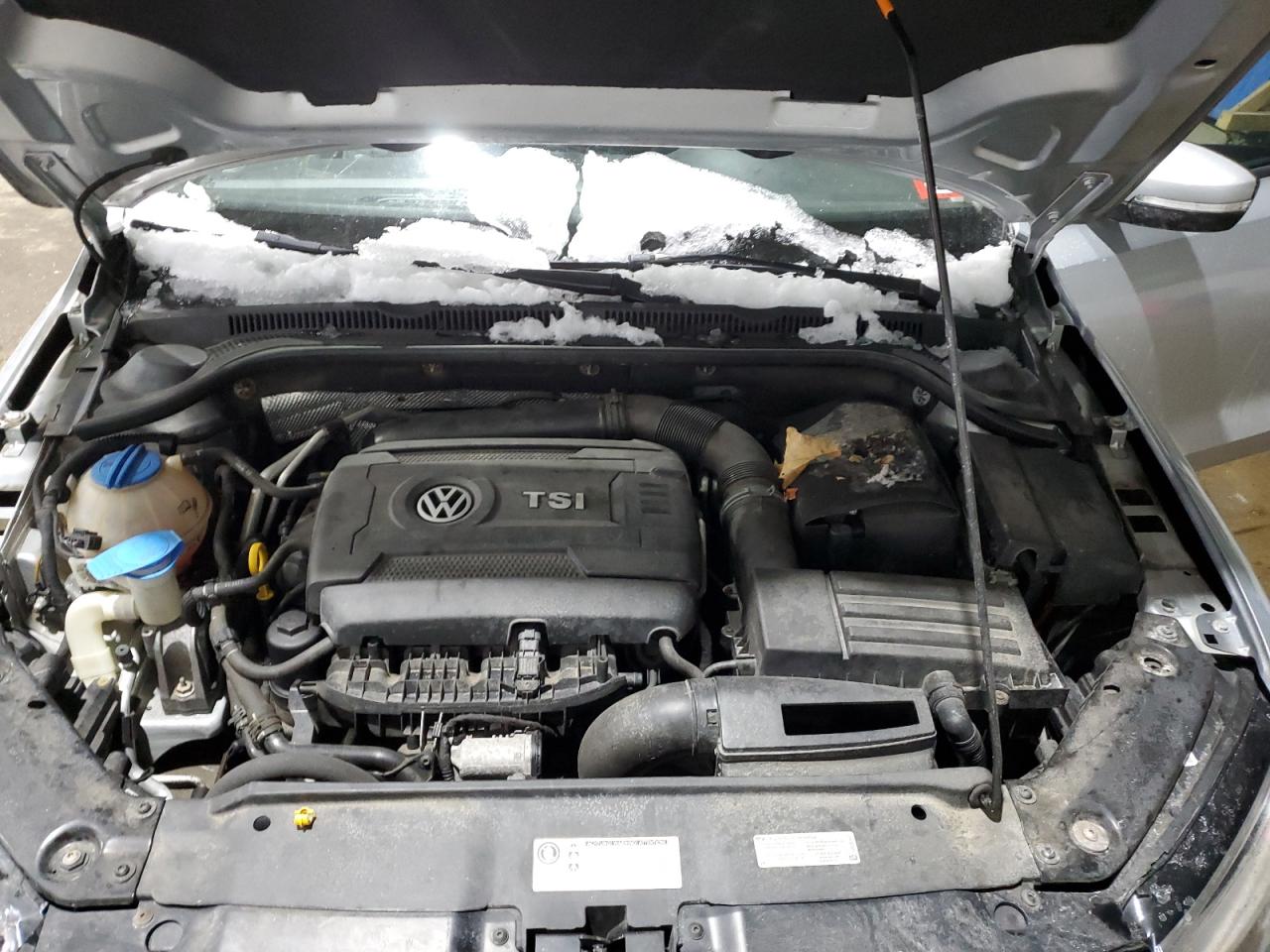 2014 Volkswagen Jetta - Image 11