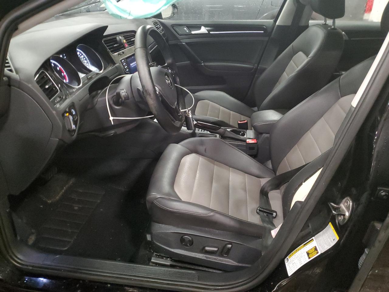 2015 Volkswagen Golf - Image 7