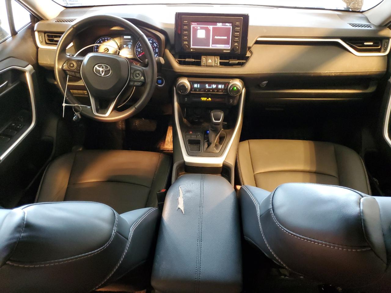 2021 Toyota RAV 4 - Image 8