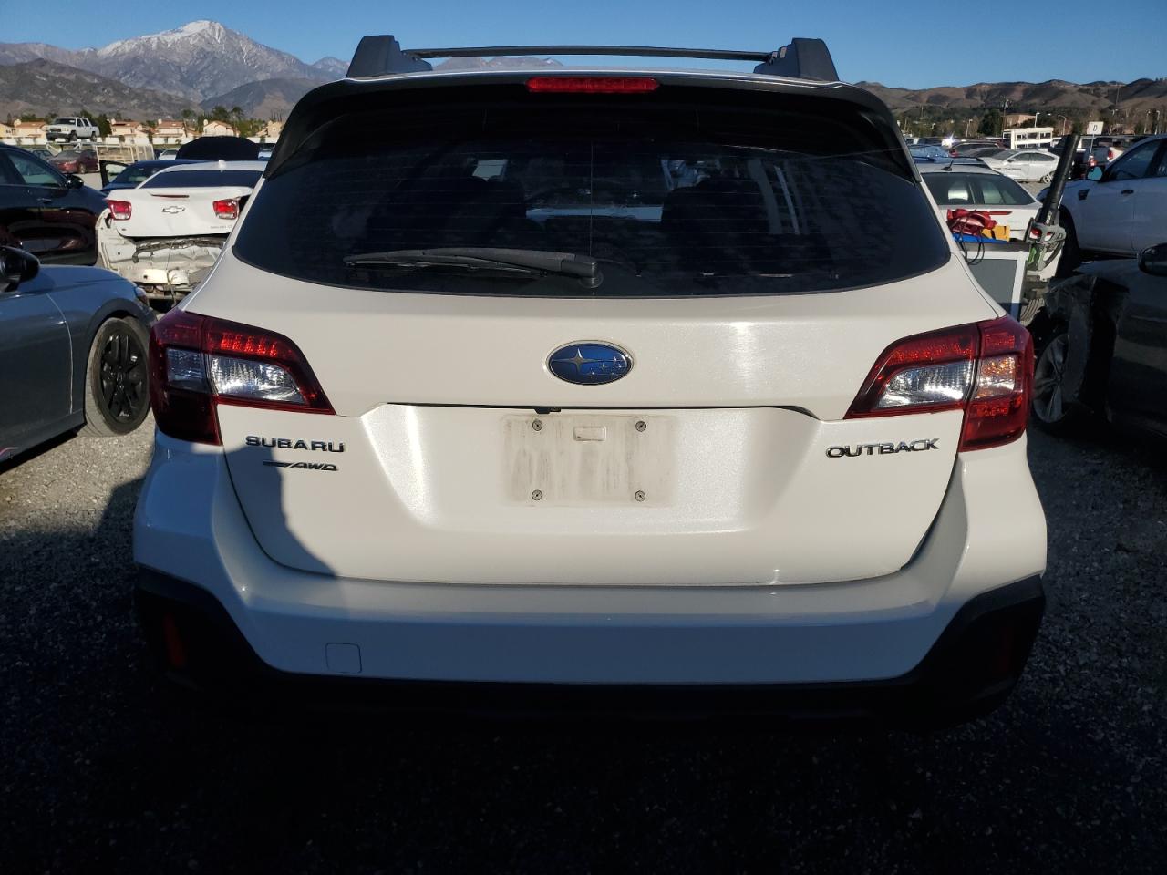 2018 Subaru Outback - Image 6