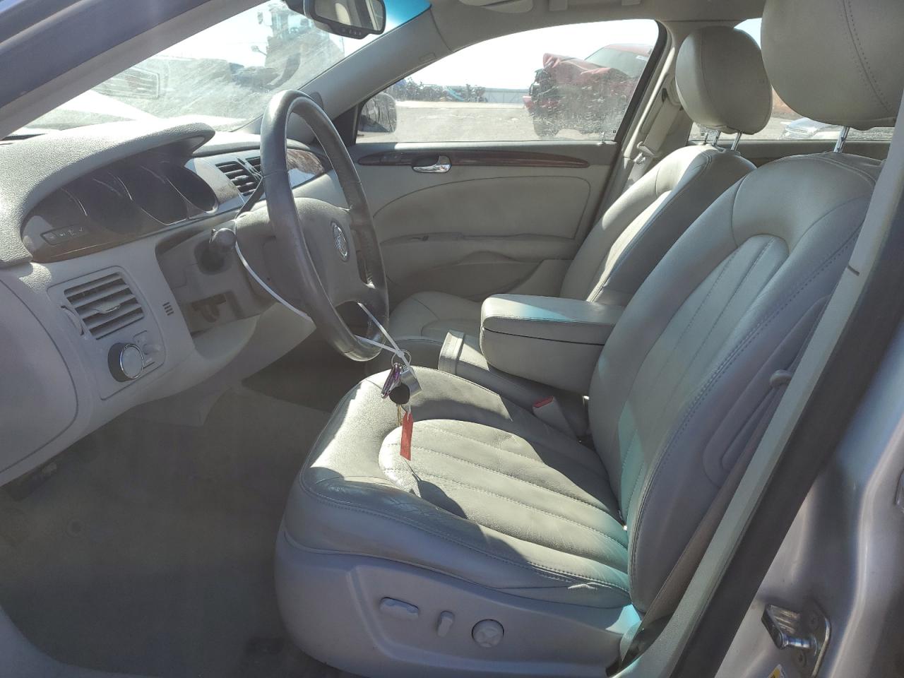 2009 Buick Lucerne - Image 7