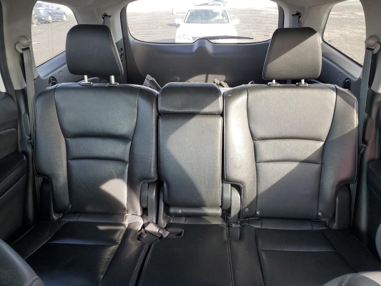 2017 Honda Pilot - Image 10