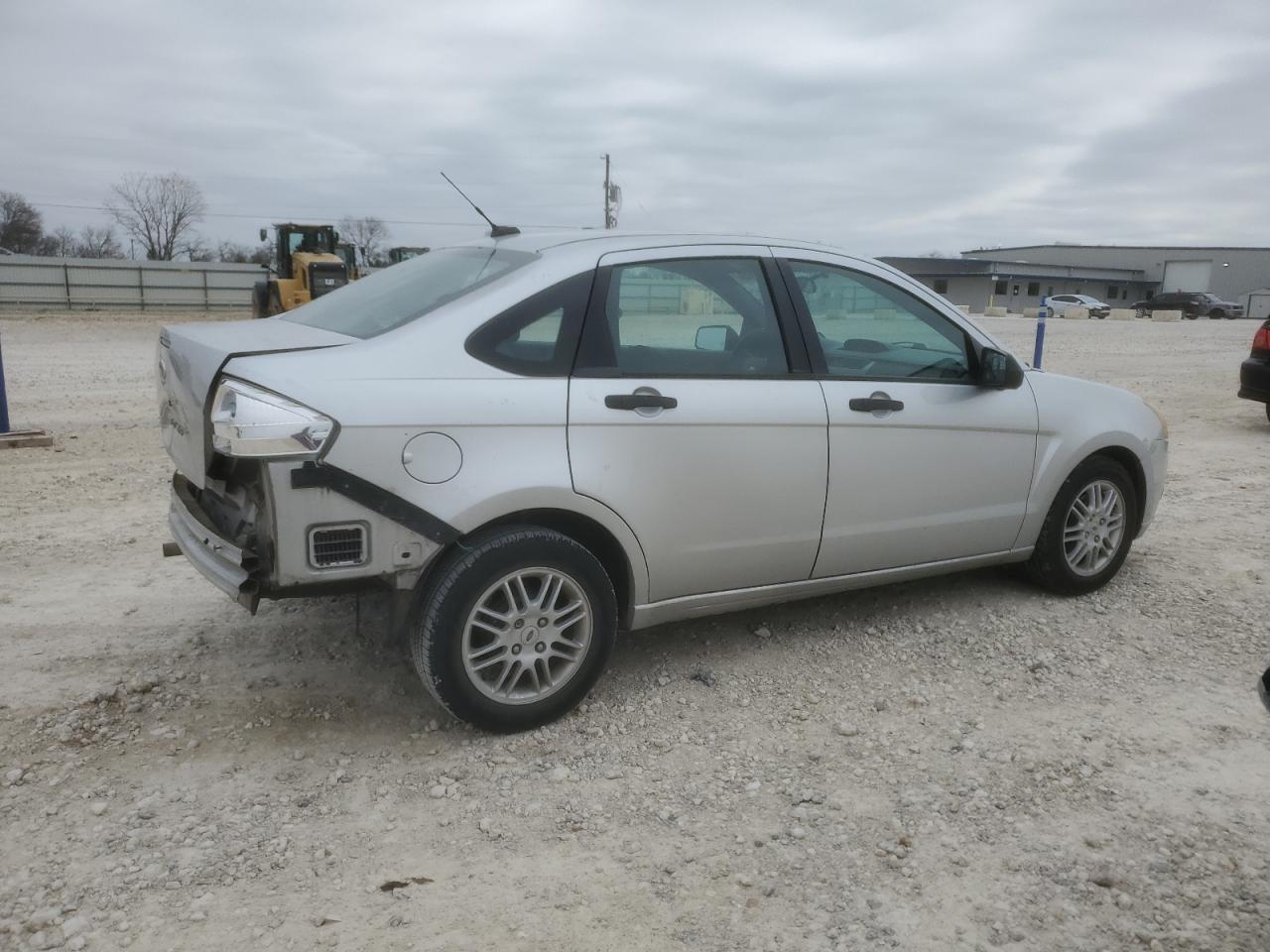 2010 Ford Focus - Image 3