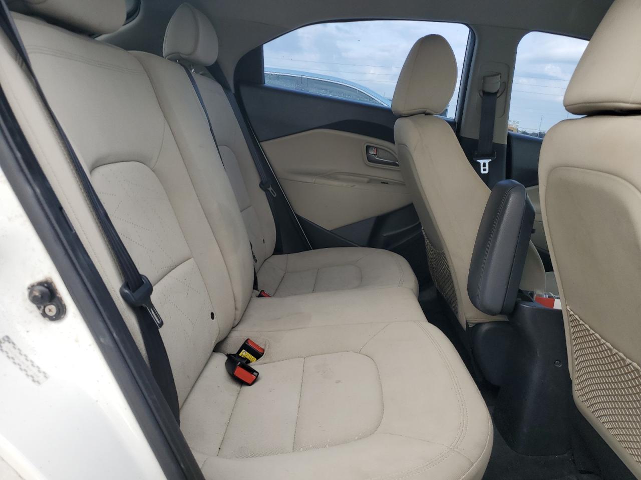 2012 Kia Rio - Image 11