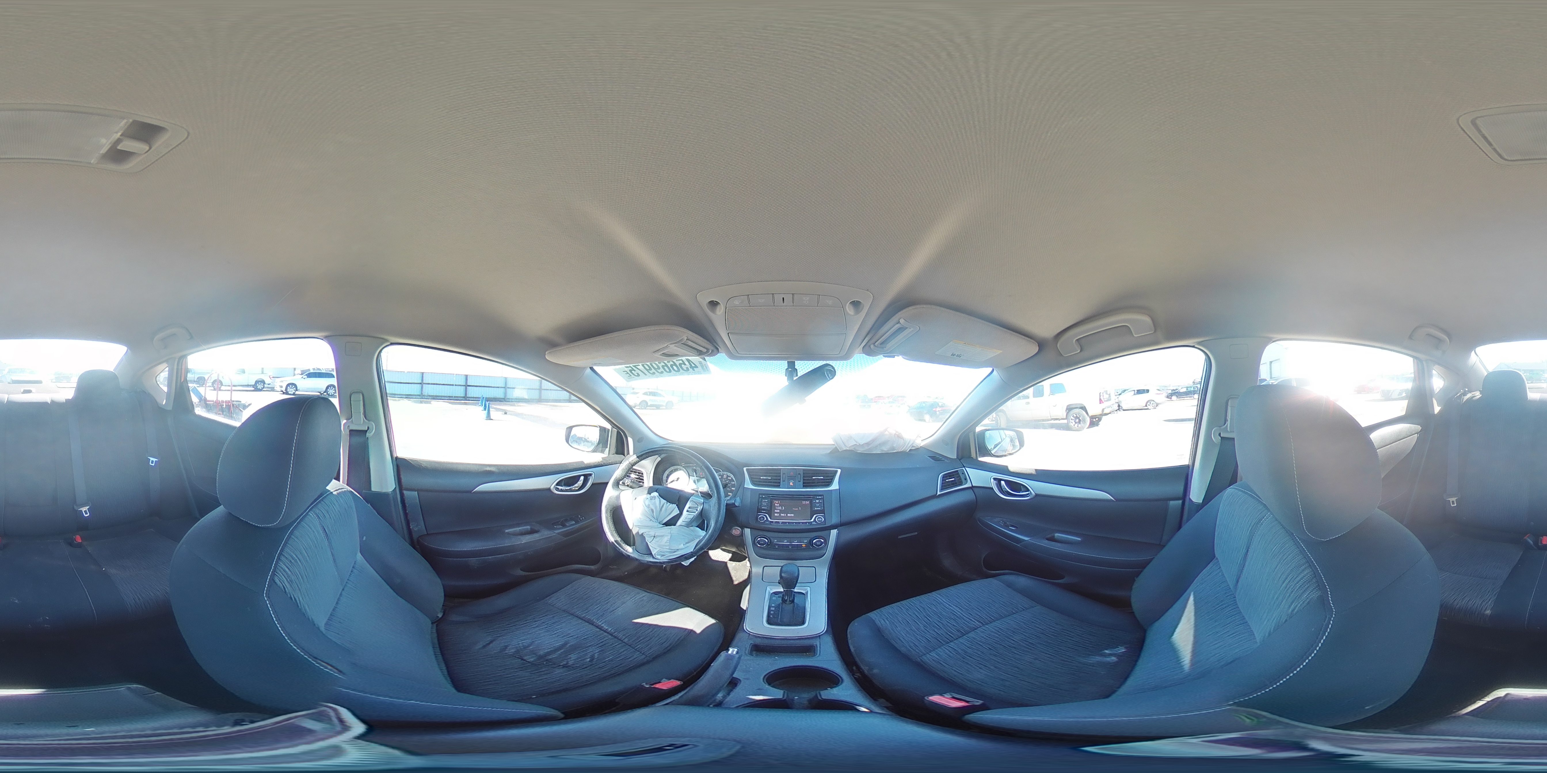 2015 Nissan Sentra - Image 13