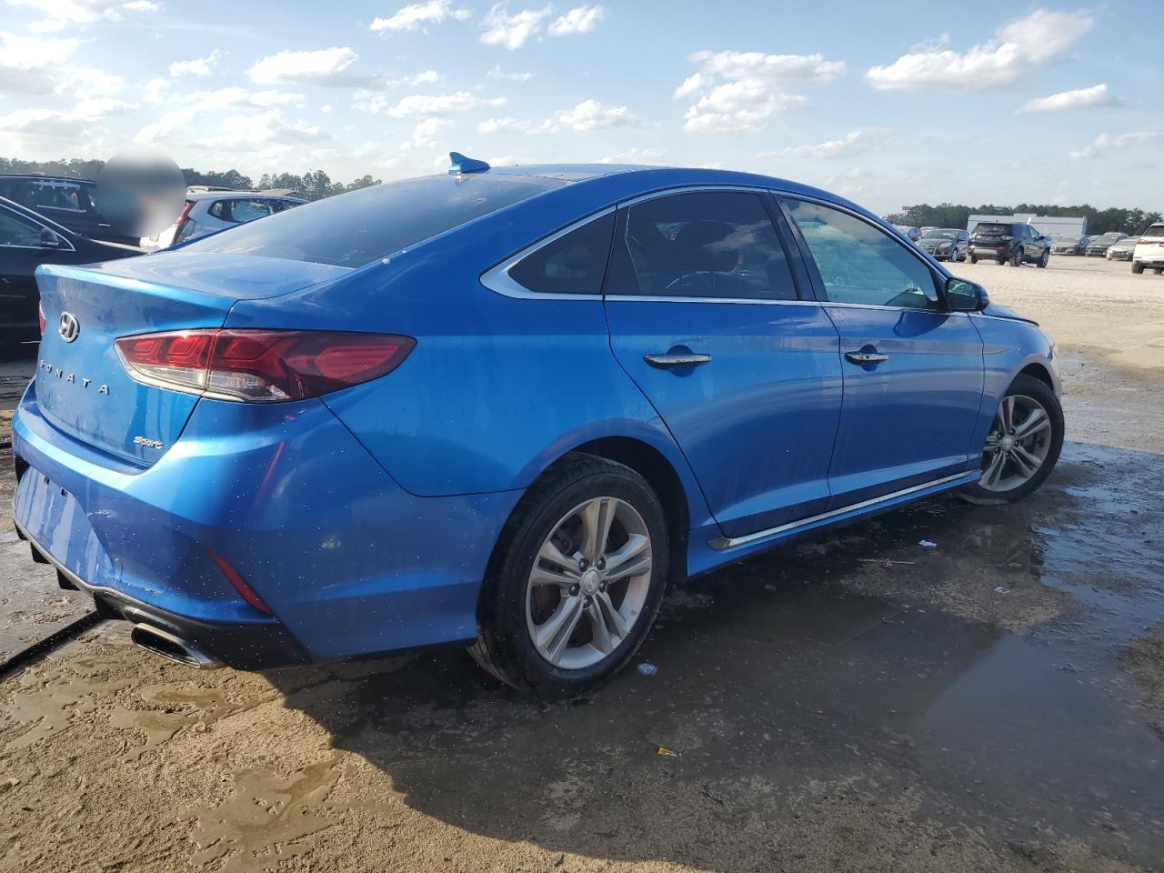 2019 Hyundai Sonata - Image 3