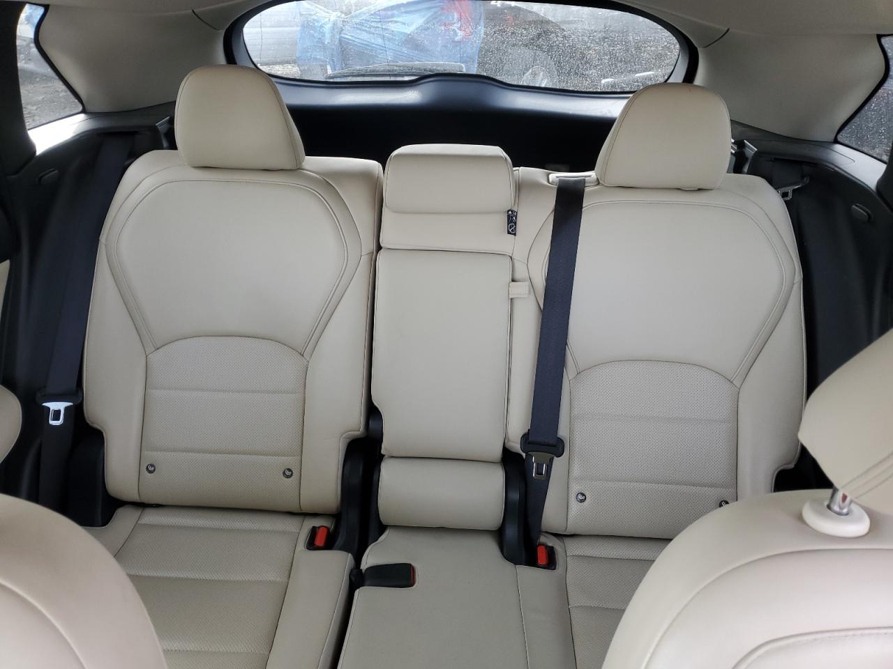 2019 Infiniti QX50 - Image 10