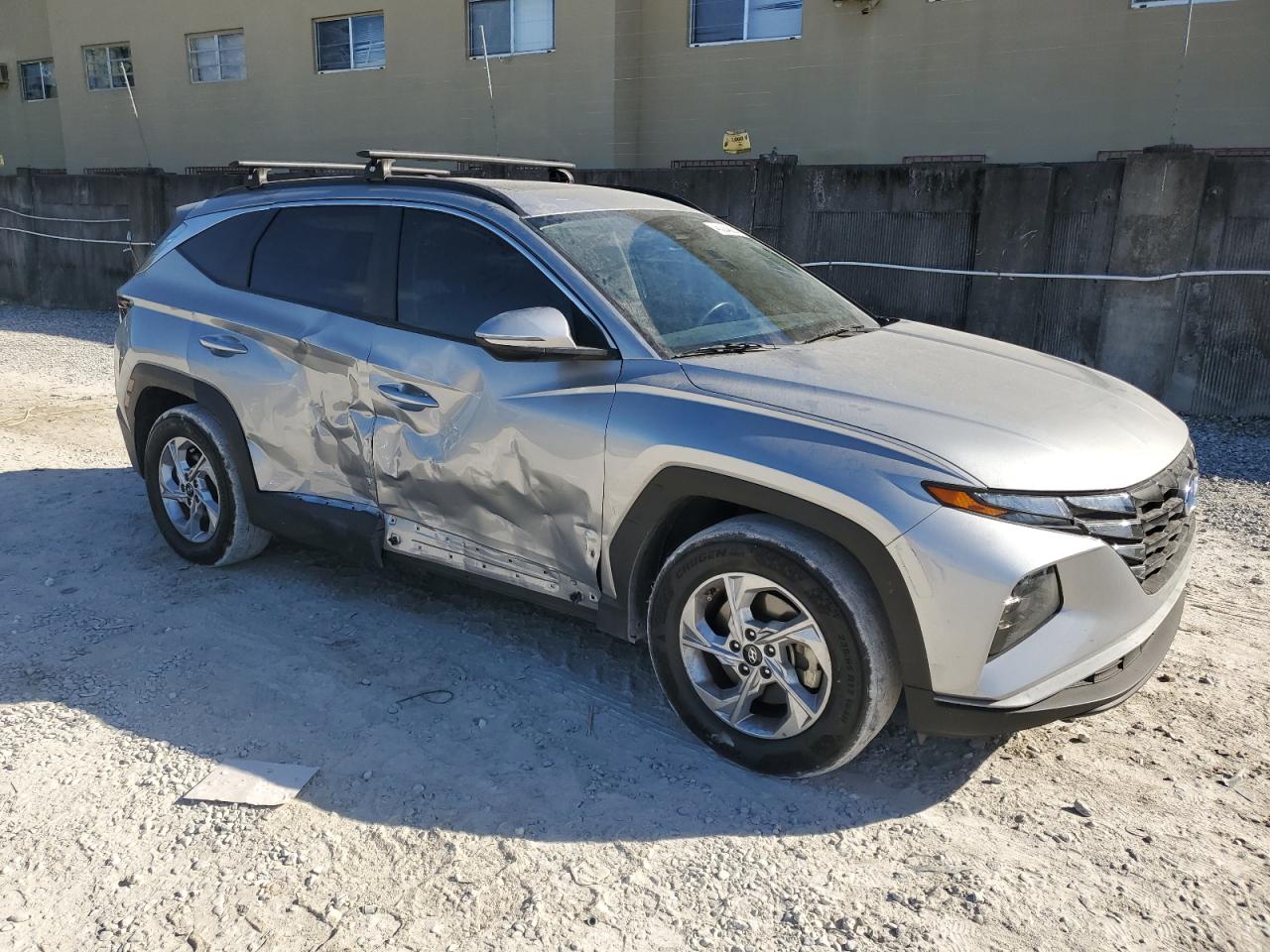 2023 Hyundai Tucson - Image 4
