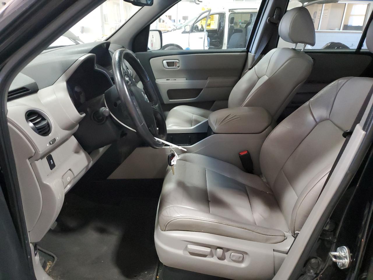 2014 Honda Pilot - Image 7
