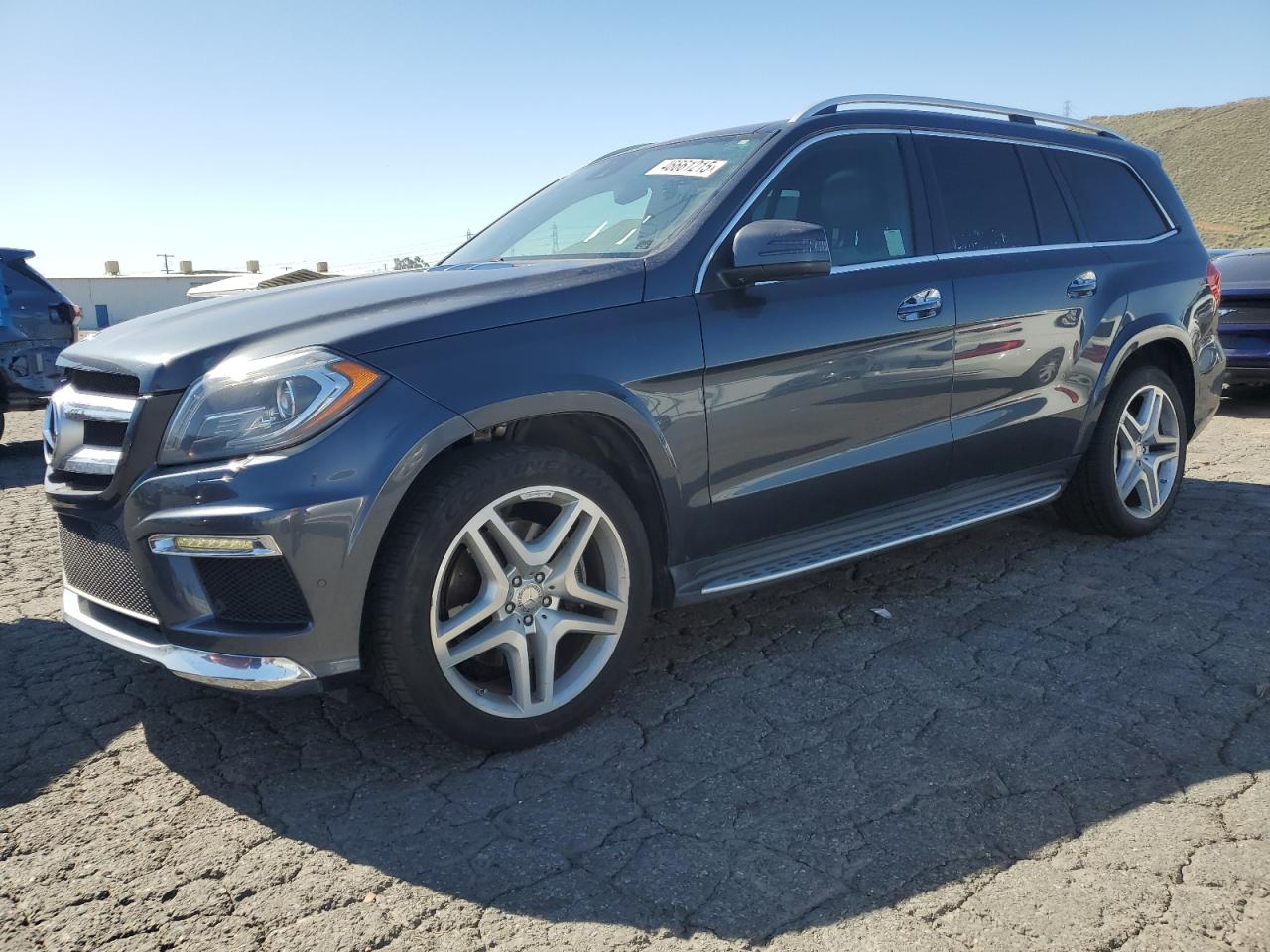 2013 Mercedes-Benz Gl 550 4Matic zu verkaufen in Colton, CA - Minor Dent/Scratches