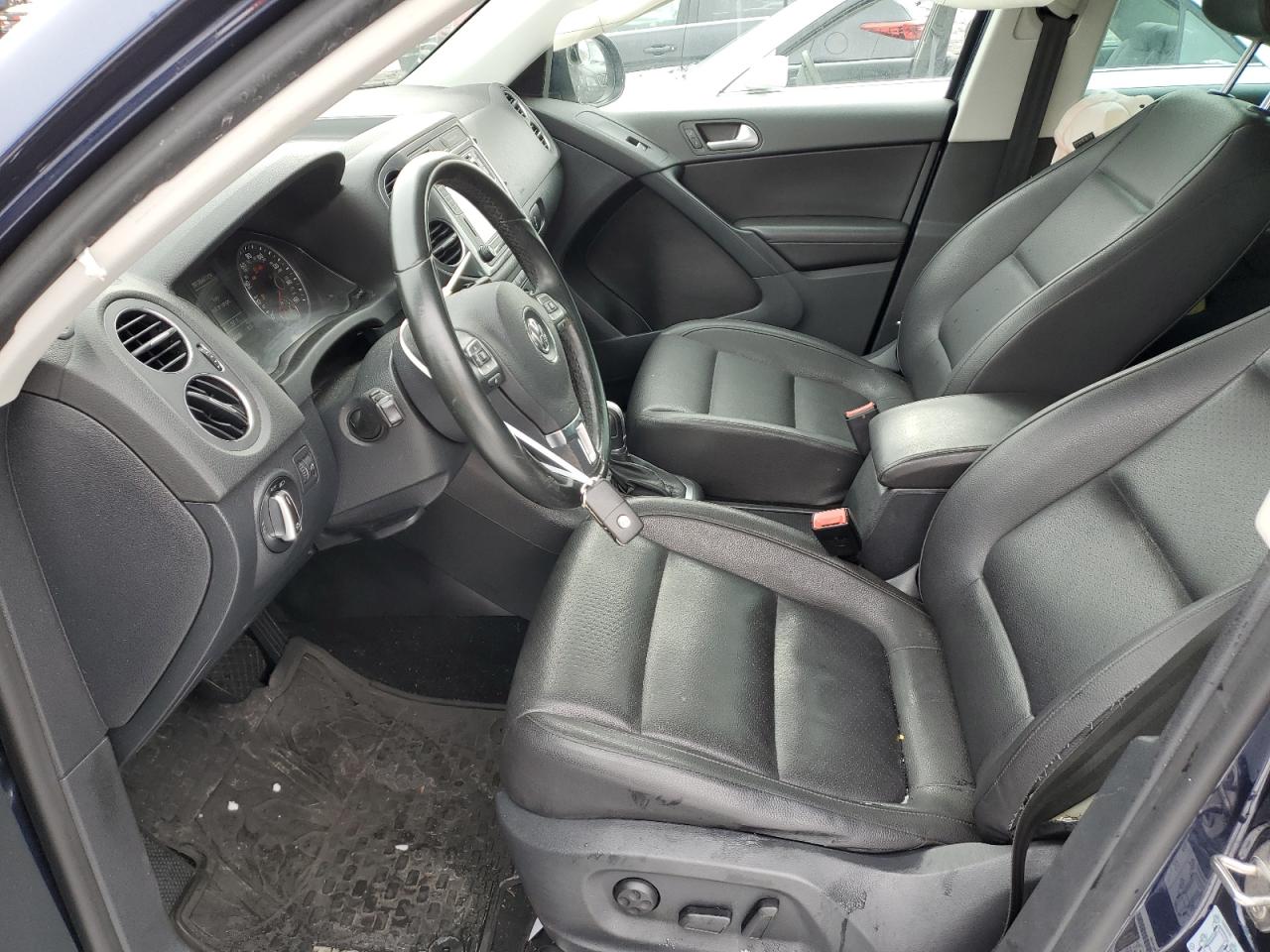 2016 Volkswagen Tiguan - Image 7